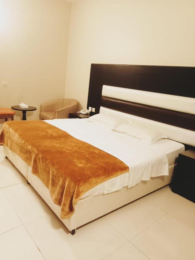 Aliqbal Hotel Al-Hobar Kültér fotó